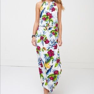 Happy-hibiscus High neck elastic waist maxi